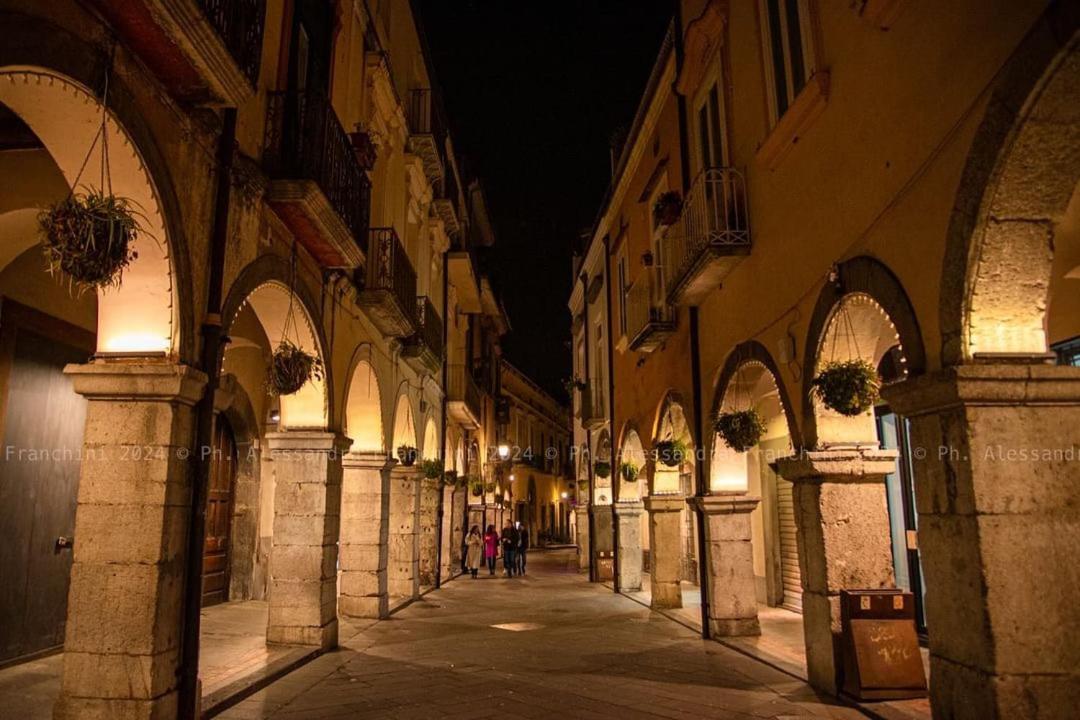 La Regina Luxury Holiday Home Cava De' Tirreni Luaran gambar